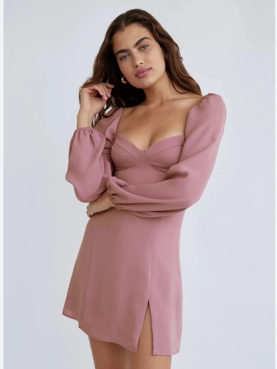 Aritzia Dresses & Skirts - Aritzia Wilfred Tempest Dress